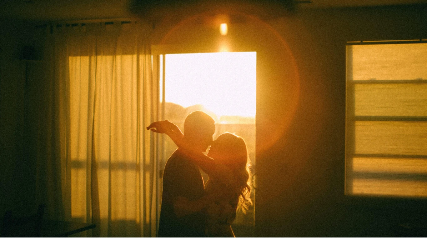 G-Presets Analog Days – Lightroom Presets Collection (Mobile + Desktop) - before_version_alt