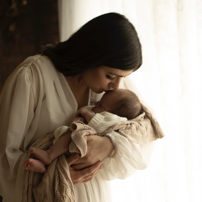 Tricia Victoria The Studio Pack – Lightroom Presets Collection - before_version_alt