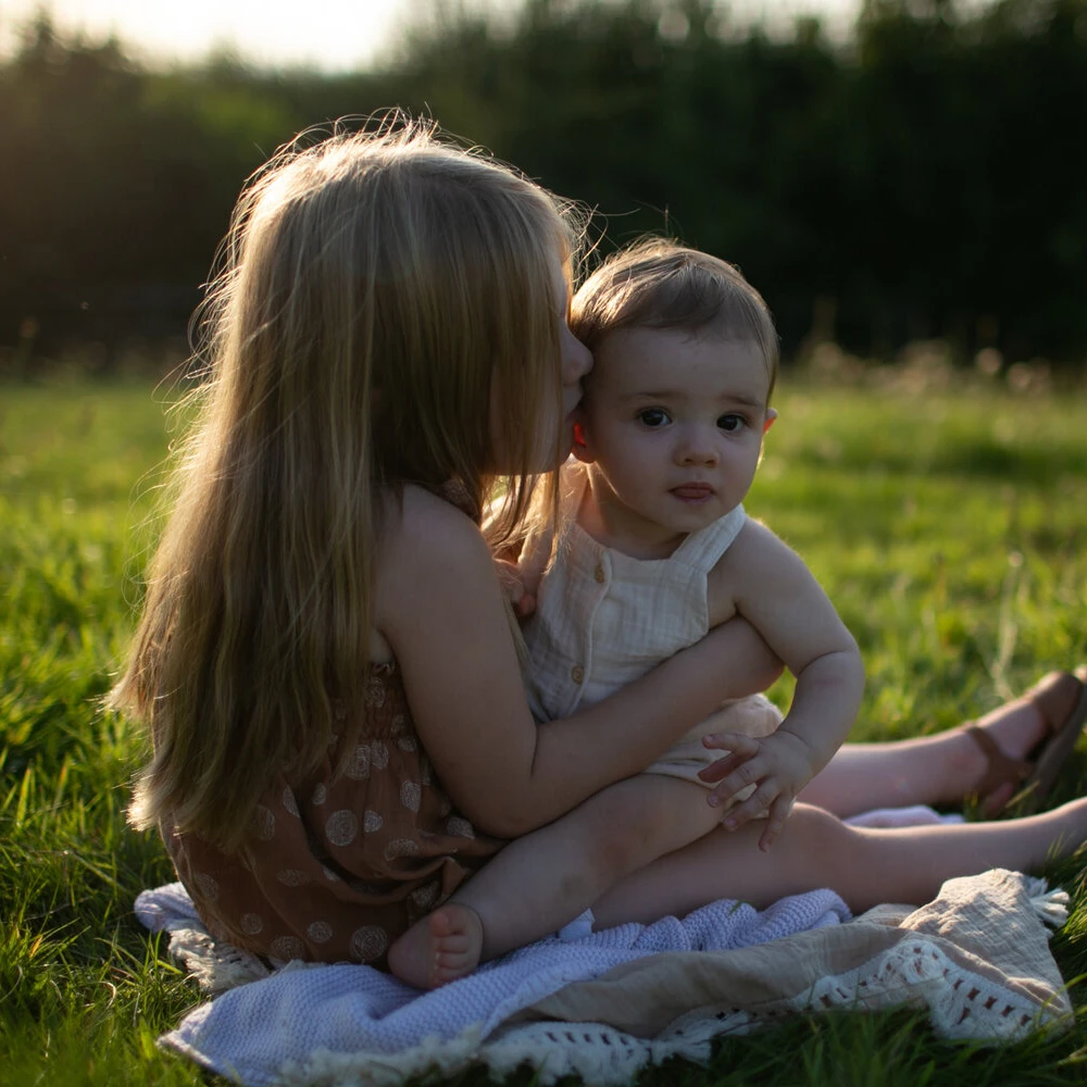 Lady Tori Photography Golden Evenings Presets - before_version_alt